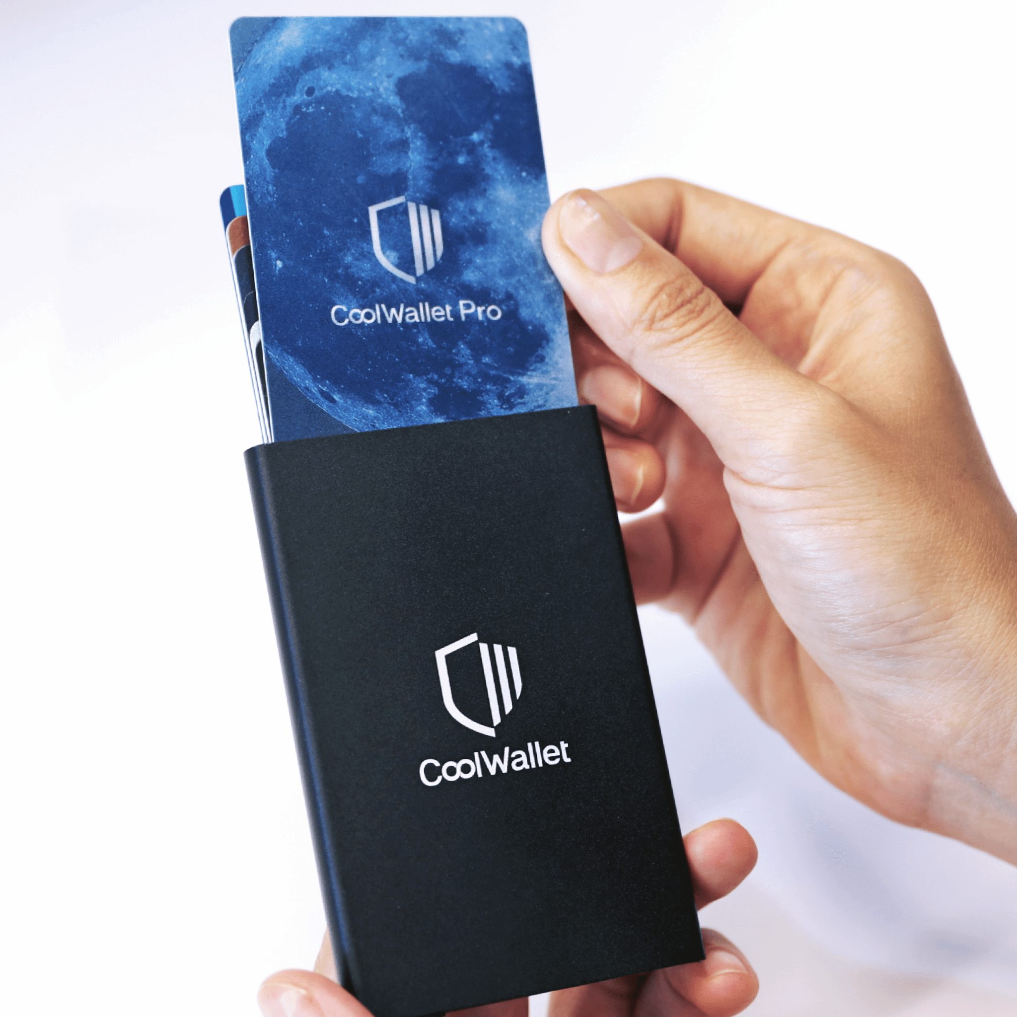 Coolwallet CardHolder Up To Seven Cards